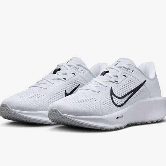 Nike Quest 6 Sneakers - Picture 1 of 14